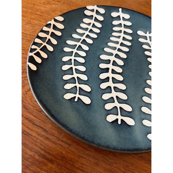 Mudpie Dessert or Cheese Plate Abstract Blue And White 8" Pottery Serving Plate - Picture 6 of 6